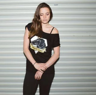 Diamond Dogs tee_girly lifestyle 1